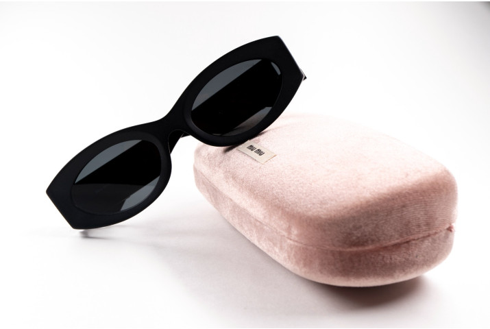 Miu Miu SMU 11W